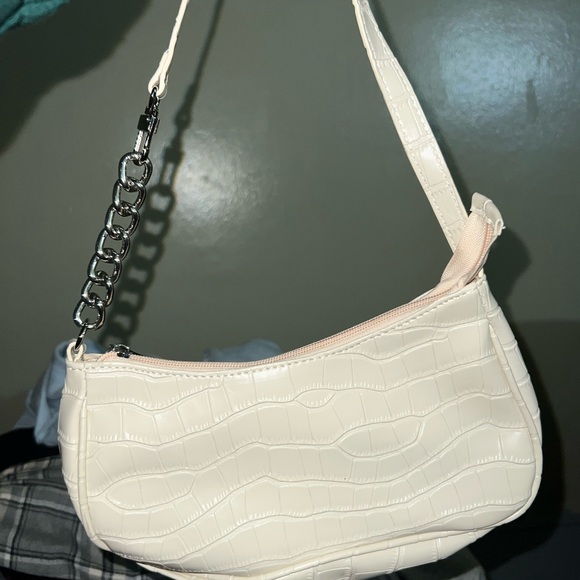 Purses / Bags - Picture 6 of 6